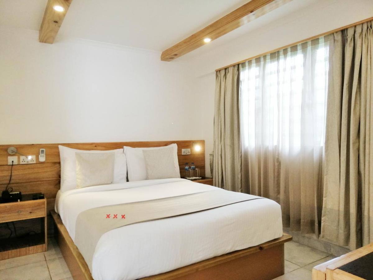 Le Relax And Restaurant אנסה רויאל